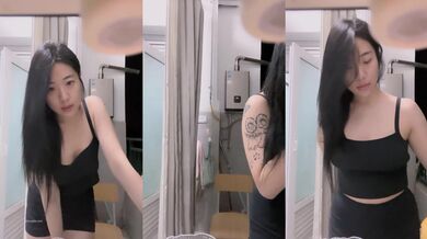 ♈♈♈【新片速遞】2024年6月，学生妹挺叛逆，【你的白月光】，在宿舍就把欲望写脸上了，极品美穴，身材一流很挑逗！ (10)